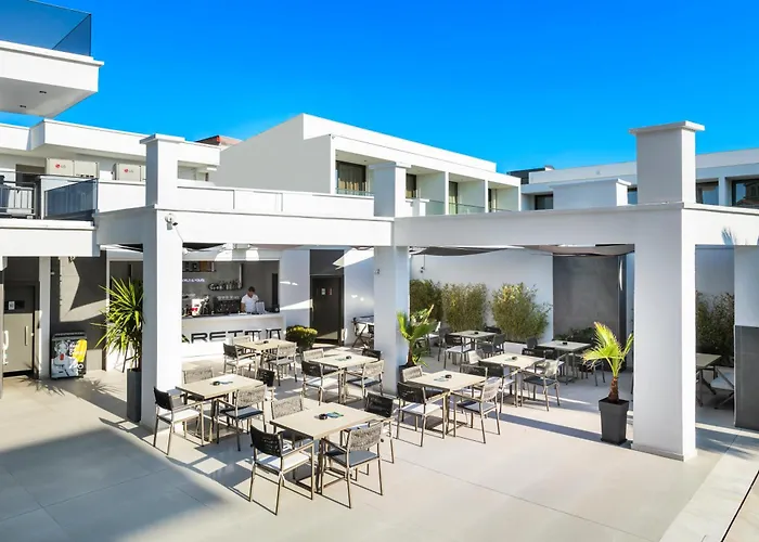 Bareti Boutique Estate 3*
