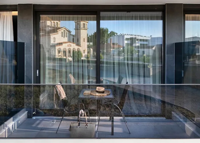Bareti Boutique Estate 3*