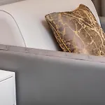 Ξενοδοχείο με διαμερίσματα Bareti Boutique Estate