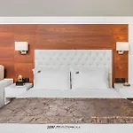 Ξενοδοχείο με διαμερίσματα Bareti Boutique Estate 3*