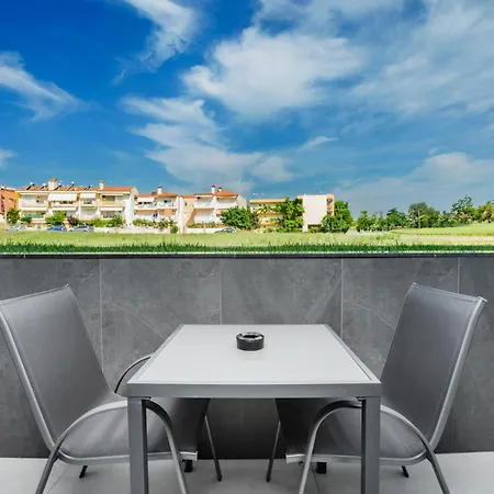 Bareti Boutique Estate 3*
