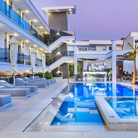 Bareti Boutique Estate Aparthotel 3*