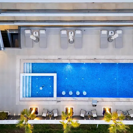 Apartahotel Bareti Boutique Estate