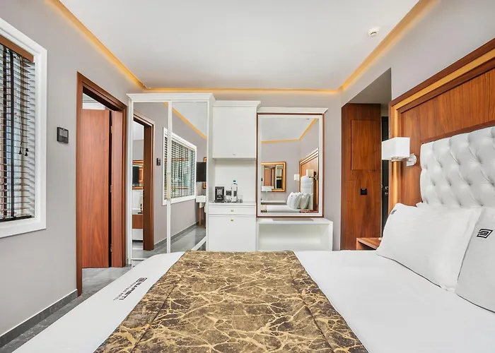 아파트호텔 Bareti Boutique Estate 3*
